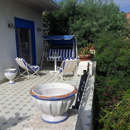 Villa Bouganville Oliveri Kültér fotó