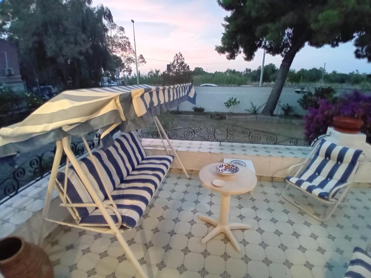 Villa Bouganville Oliveri Kültér fotó